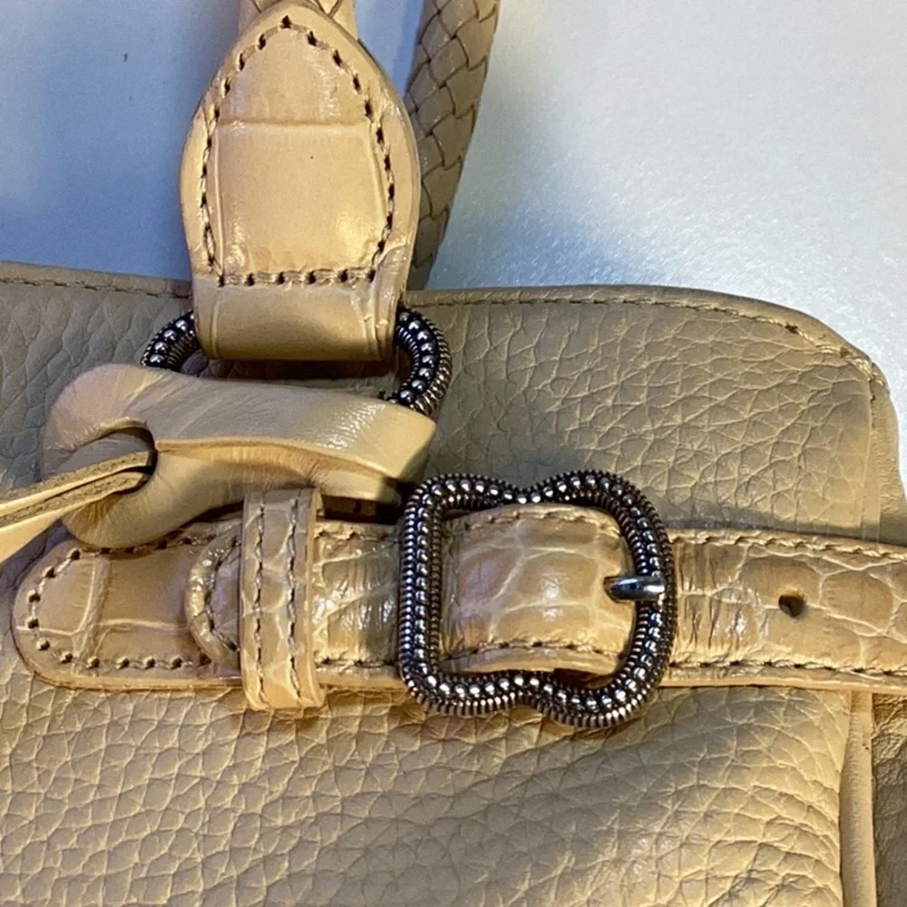 Brighton Beige/Tan Leather Shoulder Bag